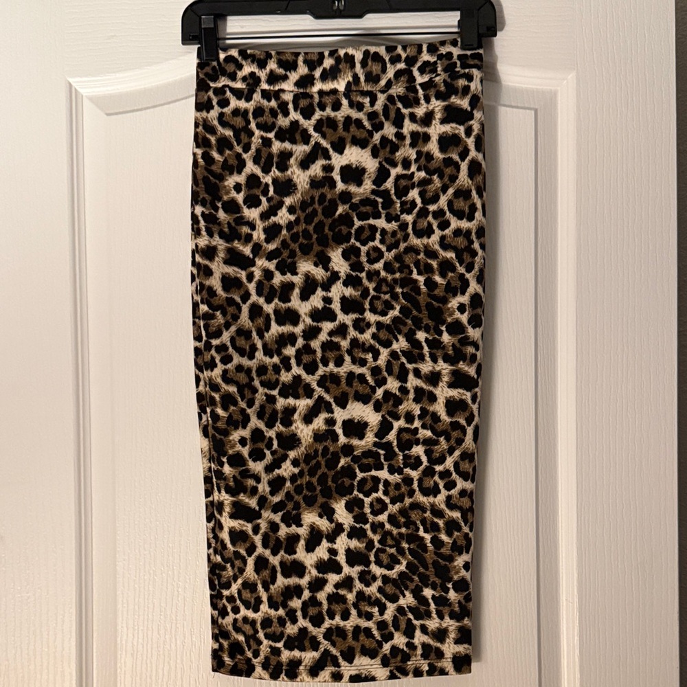 2B Bebe Animal Print Pencil Skirt